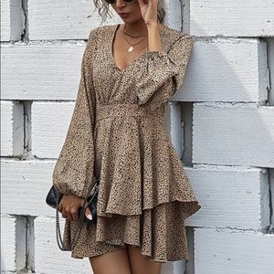 Tan bishop sleeve layered dress size XS